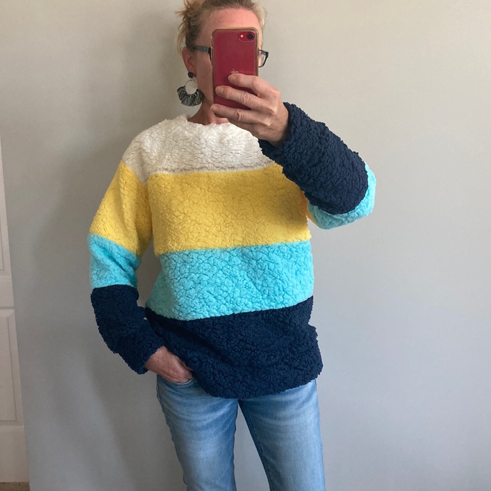 Color Block Long Sleeve Fuzzy Top - Picture 1 of 9